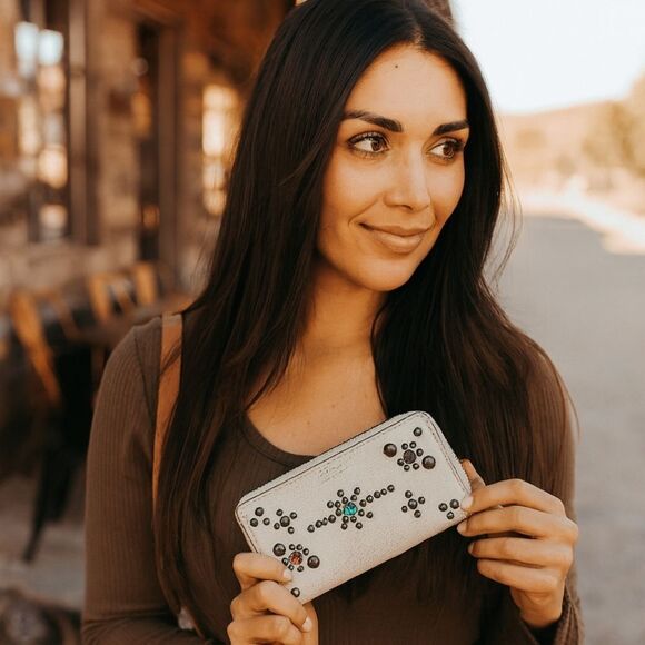 POLO Ralph Lauren Jewel/ Studded Ivory Distressed Zip Around Wallet NWOT - Picture 2 of 13
